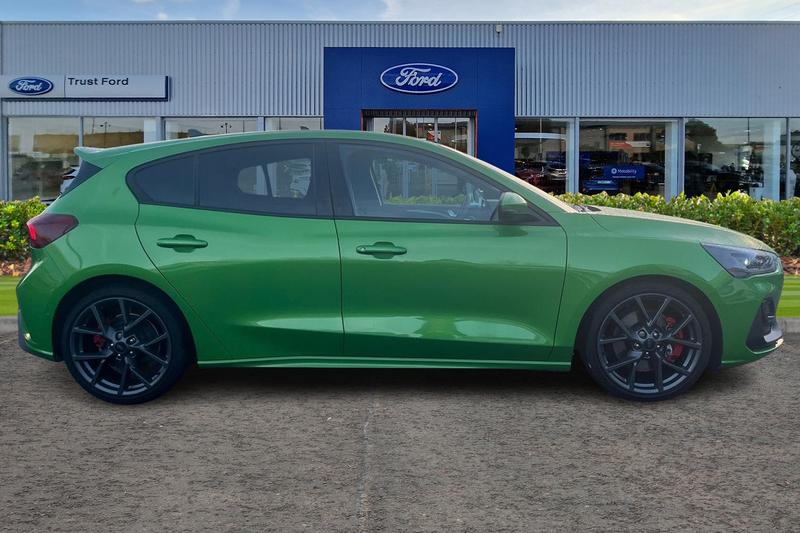 Used Ford Focus 2023 for sale - 76931403: Photo 3