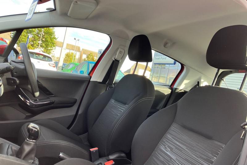 Used Peugeot 208 2016 for sale - 76344461: Photo 19