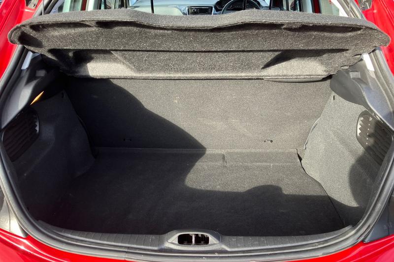 Used Peugeot 208 2016 for sale - 76344461: Photo 21