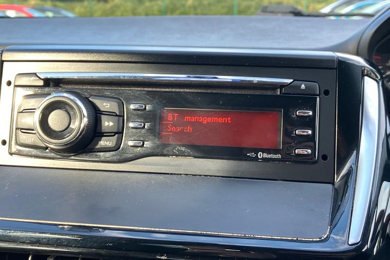 Used Peugeot 208 2016 for sale - 76344461: Photo 30