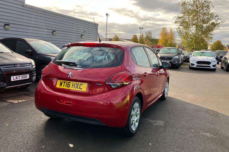Used Peugeot 208 2016 for sale - 76344461: Photo 35