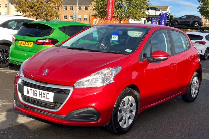 Used Peugeot 208 2016 for sale - 76344461: Photo 40