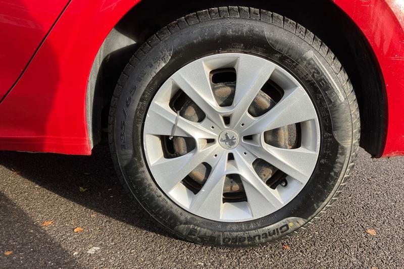 Used Peugeot 208 2016 for sale - 76344461: Photo 8