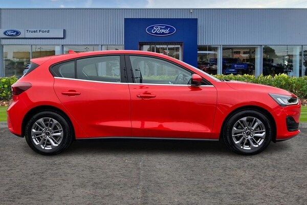 Used Ford Focus 2023 for sale - 76266095: Photo 3
