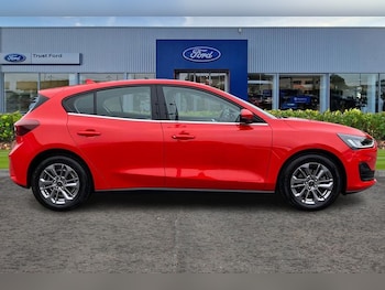 Used Ford Focus 2023 for sale - 76266095: Photo 3