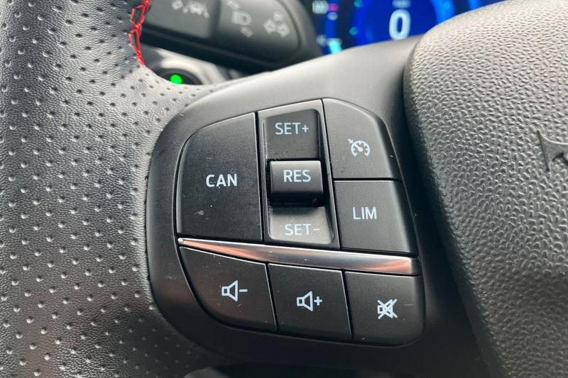 Used Ford Fiesta 2022 for sale - 77427128: Photo 32