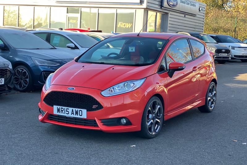 Used Ford Fiesta 2015 for sale - 76653470: Photo 35