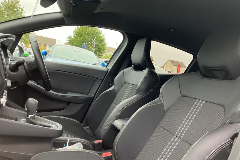 Used Renault Clio 2023 for sale - 76271487: Photo 19