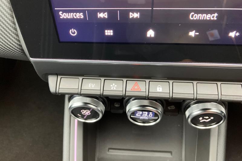 Used Renault Clio 2023 for sale - 76271487: Photo 27