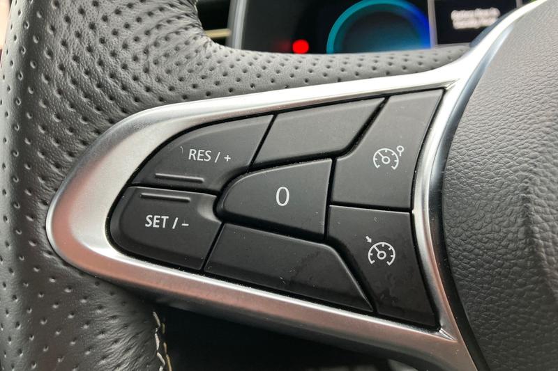 Used Renault Clio 2023 for sale - 76271487: Photo 33