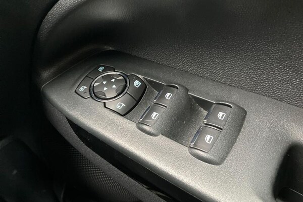 Used Ford Ecosport 2018 for sale - 76302782: Photo 16