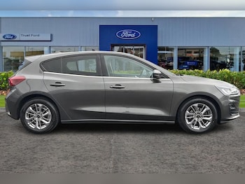 Used Ford Focus 2023 for sale - 77910305: Photo