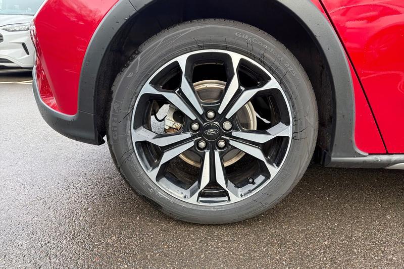 Used Ford Focus 2023 for sale - 77339874: Photo 8