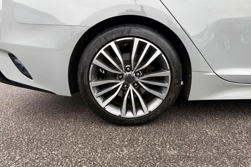 Used Kia Stinger 2020 for sale - 77641392: Photo 8