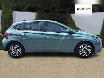 Used Hyundai i20 2025 for sale - 79177320: Photo