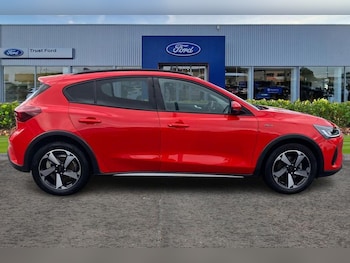 Used Ford Focus 2023 for sale - 75935152: Photo