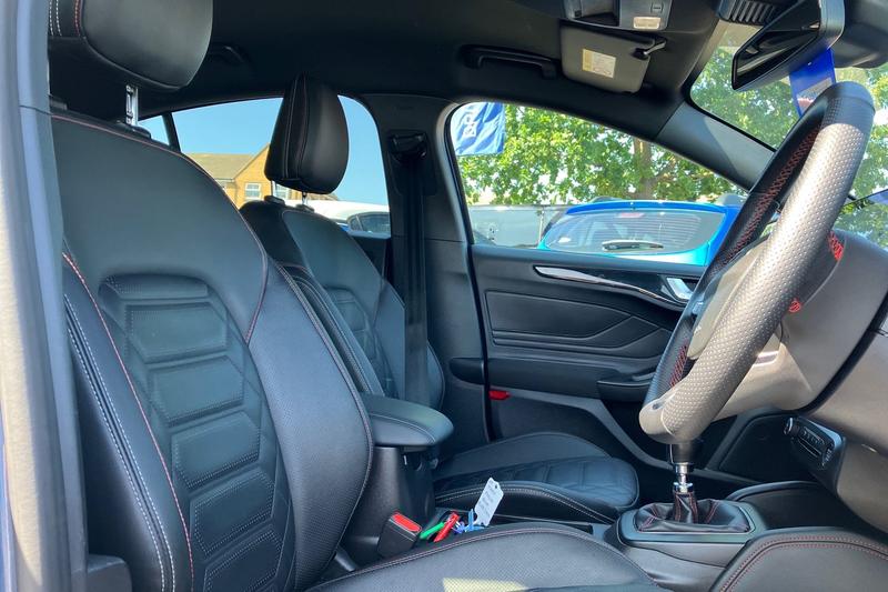 Used Ford Focus 2023 for sale - 76787773: Photo 17