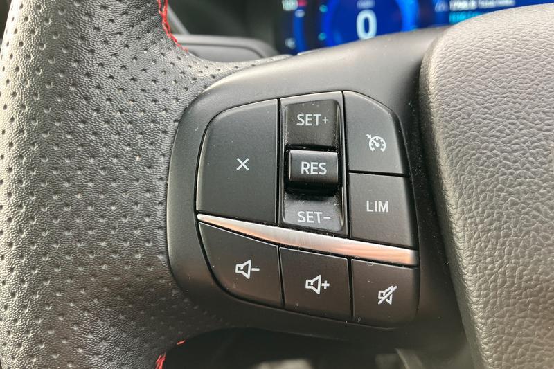 Used Ford Kuga 2022 for sale - 76405323: Photo 33