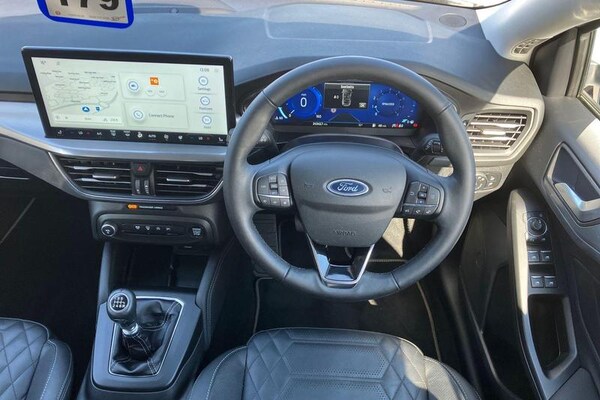 Used Ford Focus 2023 for sale - 76104785: Photo 11