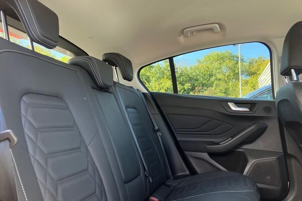 Used Ford Focus 2023 for sale - 76104785: Photo 20