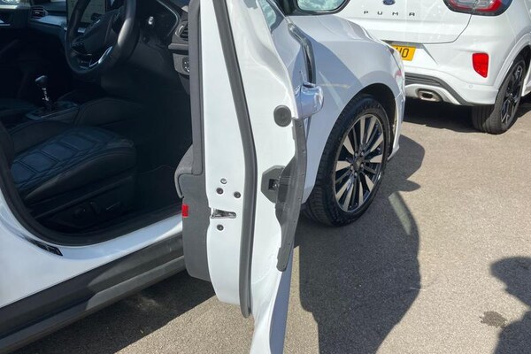 Used Ford Focus 2023 for sale - 76104785: Photo 34