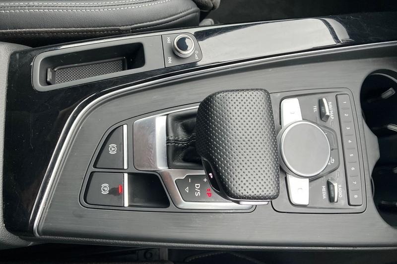 Used Audi A4 for sale - 76467809: Photo 24