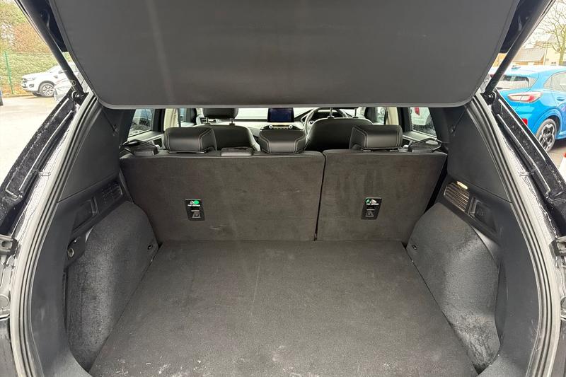 Used Ford Kuga 2020 for sale - 77211033: Photo 21