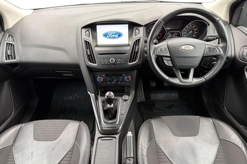 Used Ford Focus 2016 for sale - 77649959: Photo 10
