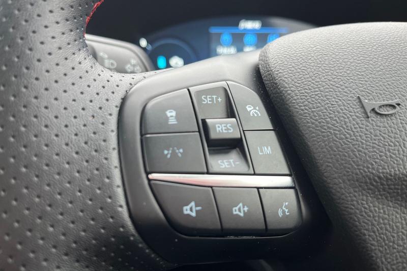 Used Ford Kuga 2025 for sale - 77138320: Photo 24