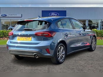 Used Ford Focus 2023 for sale - 76222702: Photo 4