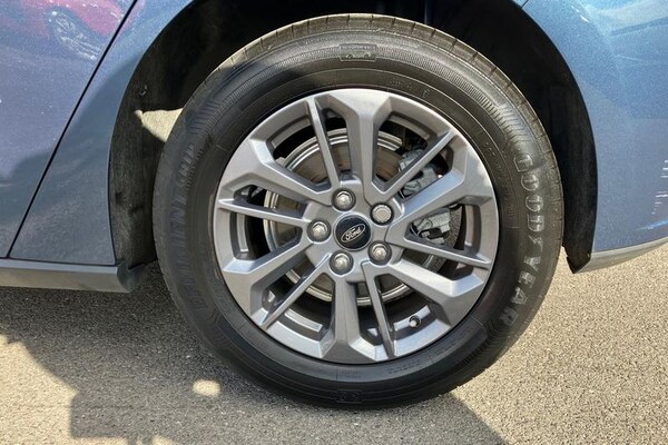 Used Ford Focus 2023 for sale - 76222702: Photo 8