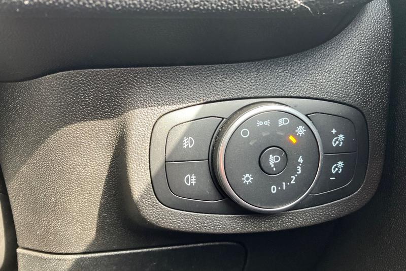 Used Ford Fiesta 2018 for sale - 76146658: Photo 22