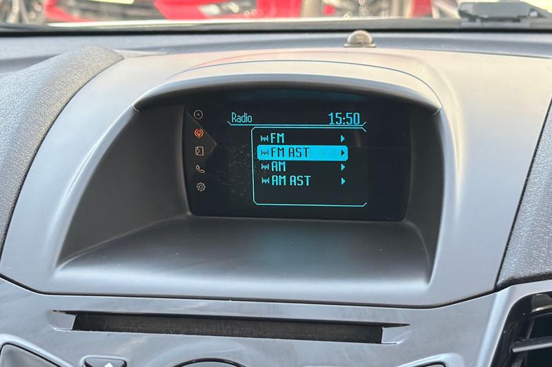 Used Ford Fiesta 2013 for sale - 77989101: Photo 25