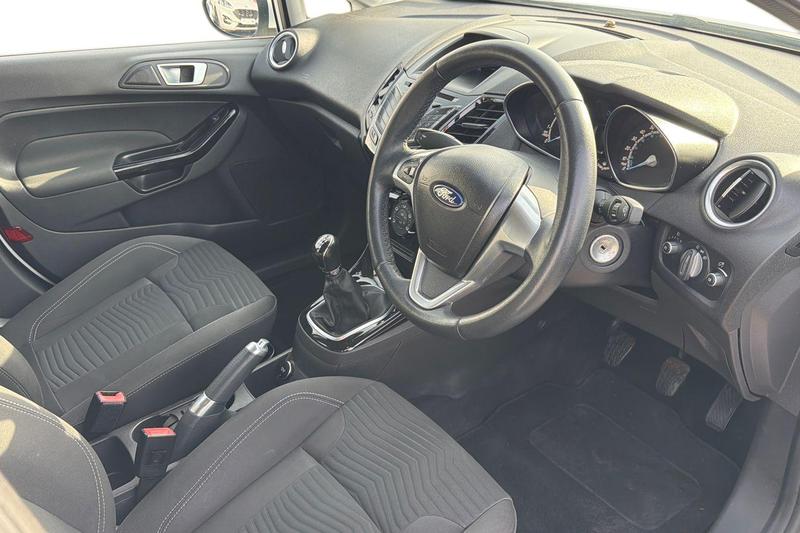 Used Ford Fiesta 2013 for sale - 77989101: Photo 9