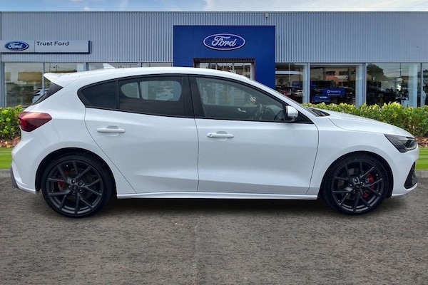 Used Ford Focus 2023 for sale - 75667724: Photo 3