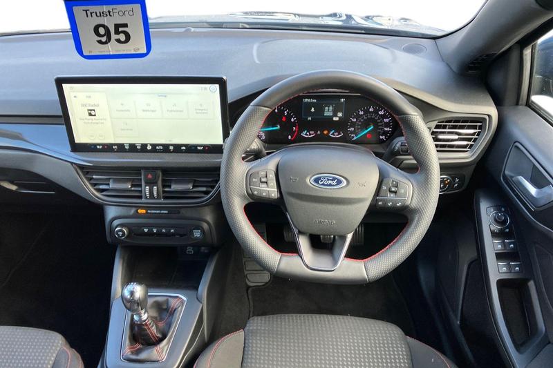Used Ford Focus 2023 for sale - 76338336: Photo 11