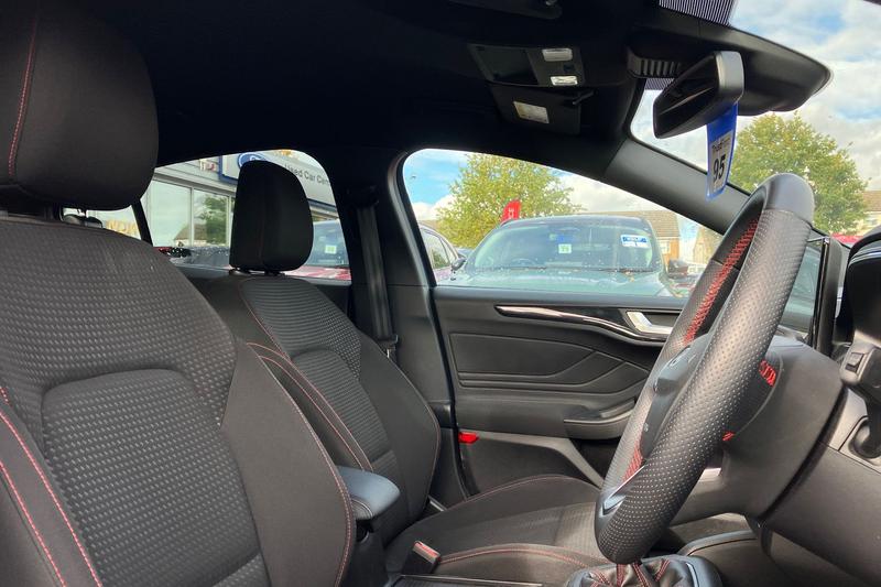 Used Ford Focus 2023 for sale - 76338336: Photo 17