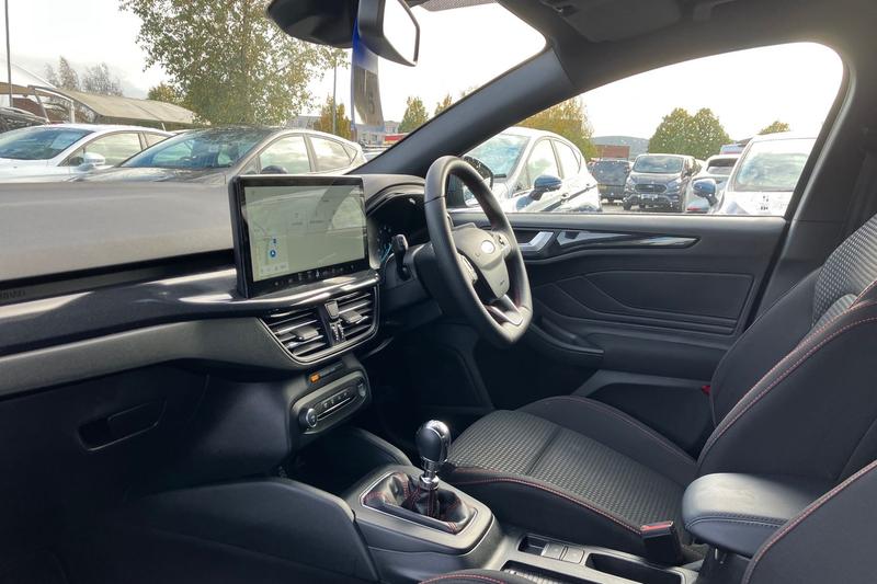 Used Ford Focus 2023 for sale - 76338336: Photo 18