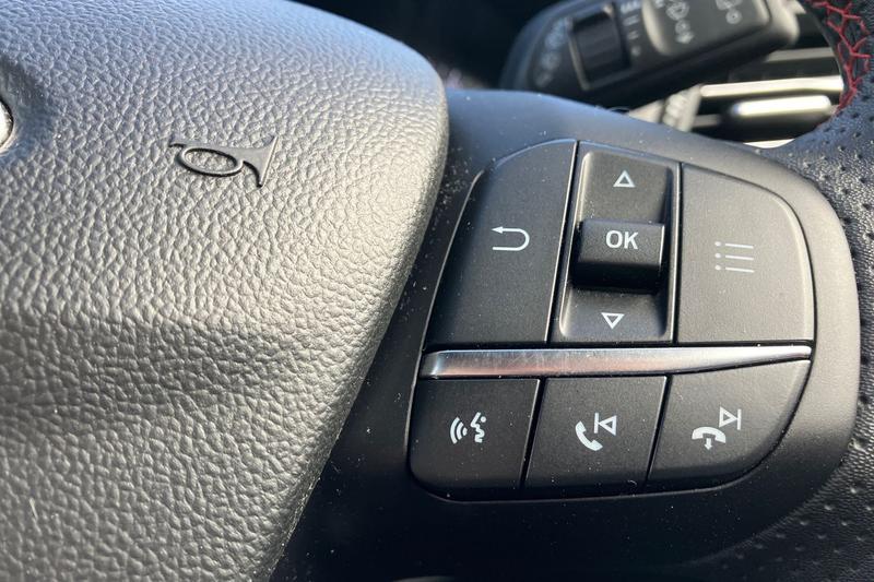 Used Ford Focus 2023 for sale - 76338336: Photo 34