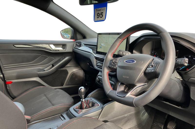 Used Ford Focus 2023 for sale - 76338336: Photo 9
