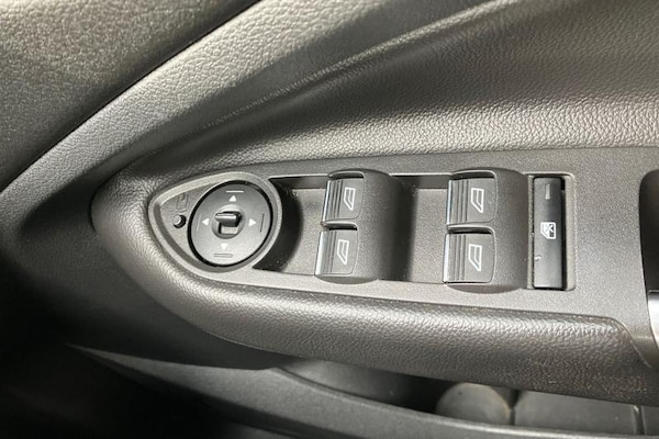 Used Ford Kuga 2017 for sale - 76266162: Photo 16