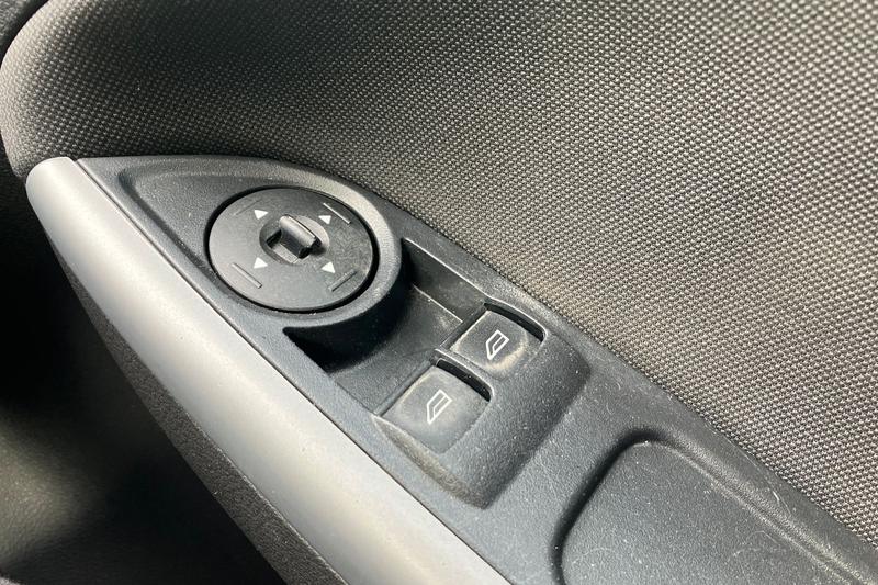 Used Ford Focus 2016 for sale - 76734717: Photo 16