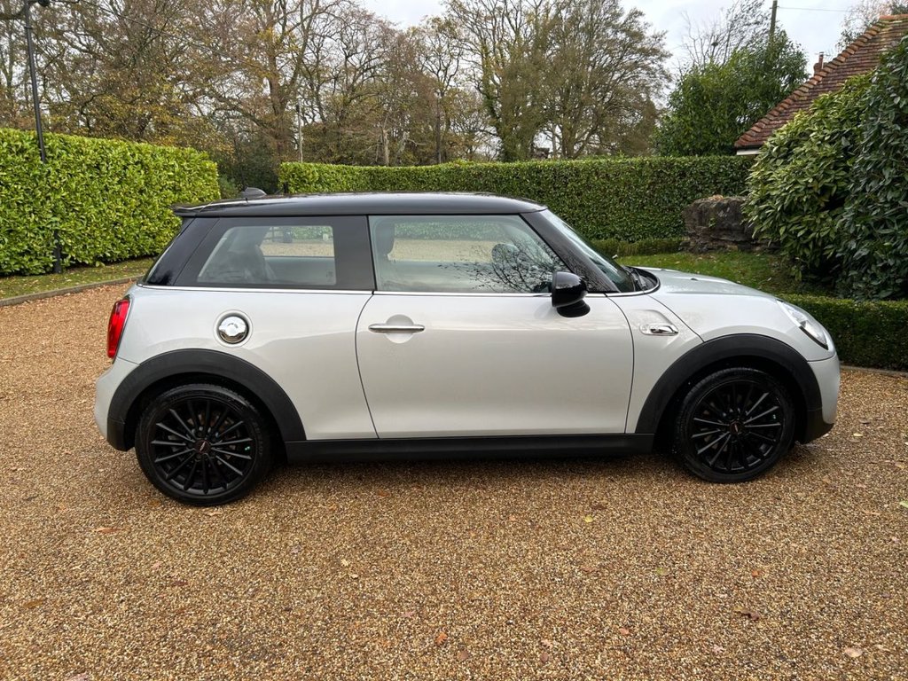 Used MINI Hatch 2015 for sale - 76711169: Photo 4