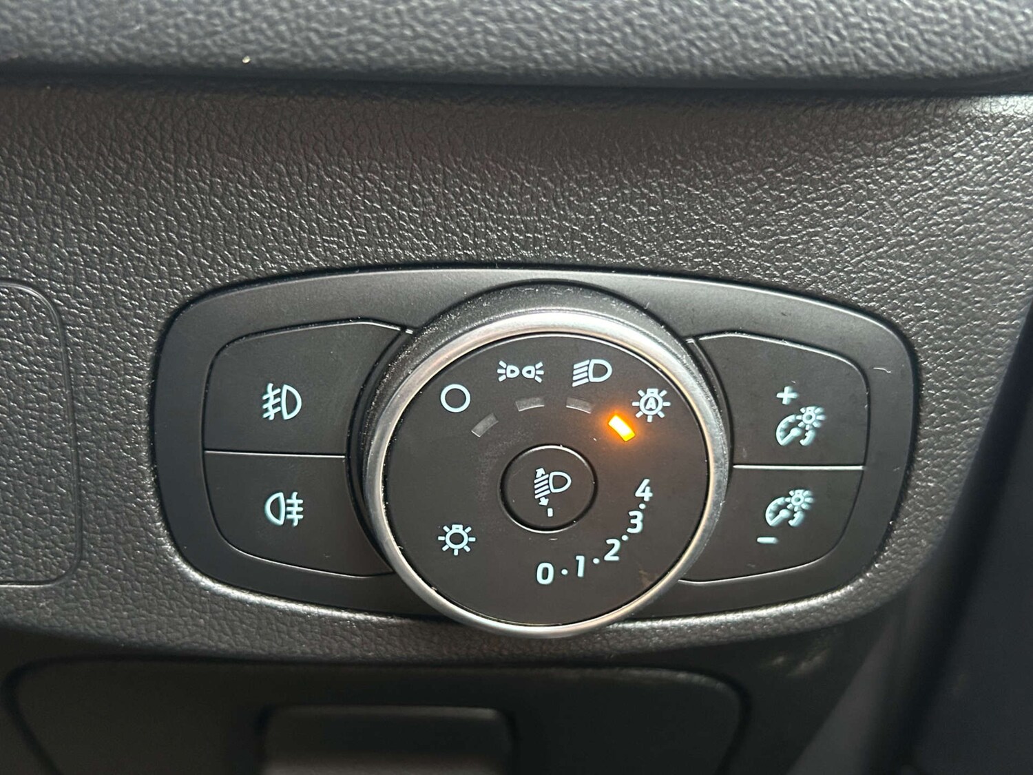 Used Ford Focus 2020 for sale - 77749071: Photo 16