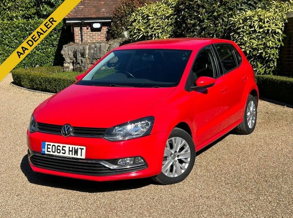 Used Volkswagen Polo 2015 for sale - 74065640: Photo 1