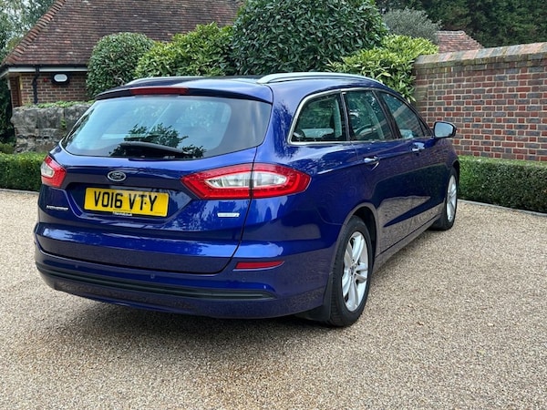 Used Ford Mondeo 2016 for sale - 76286199: Photo 2