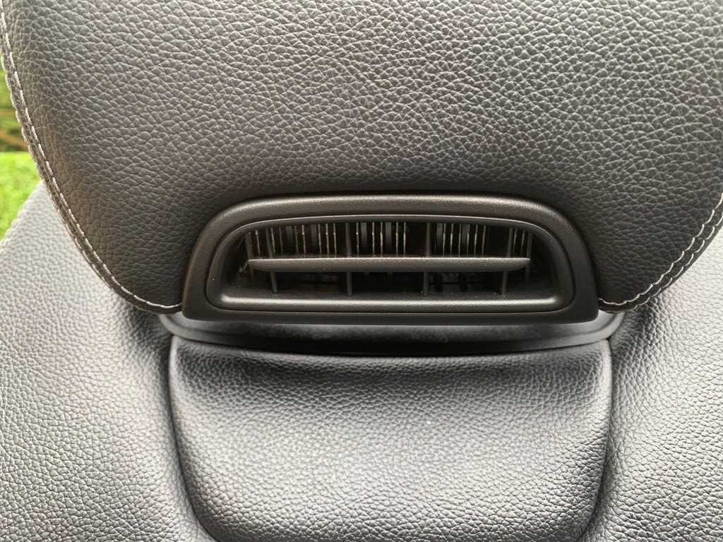 Used Mercedes-Benz C Class 2018 for sale - 76105867: Photo 22