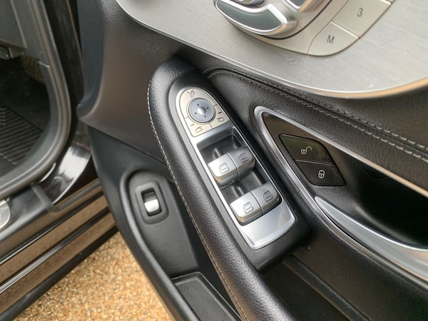 Used Mercedes-Benz C-Class 2018 for sale - 76105867: Photo 29