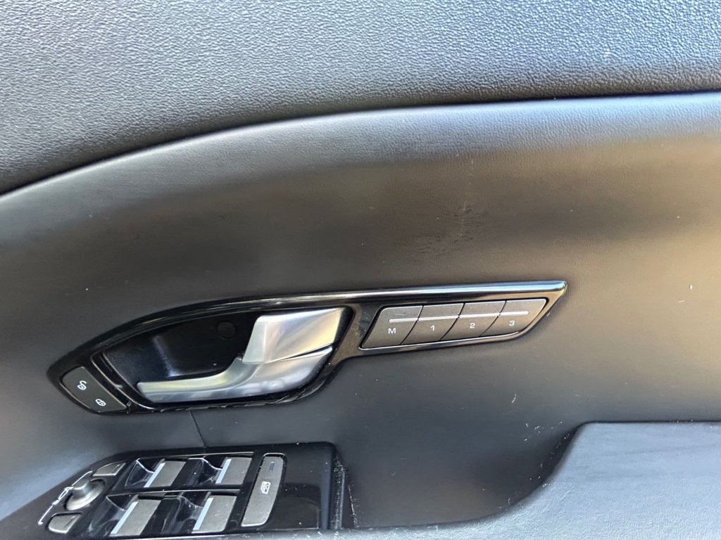 Used Land Rover Range Rover Evoque 2019 for sale - 76350535: Photo 24