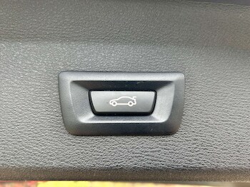 Used BMW X1 2018 for sale - 78071008: Photo